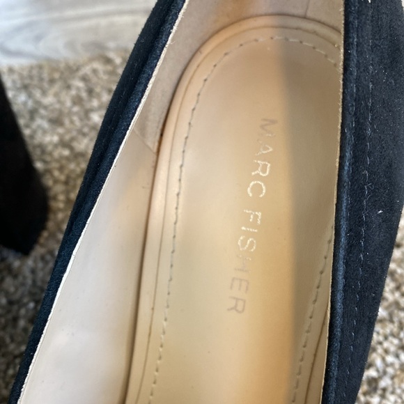 Marc Fisher suede black buckled heeled loafer Heel Platform Gucci 8.5 - Picture 9 of 10